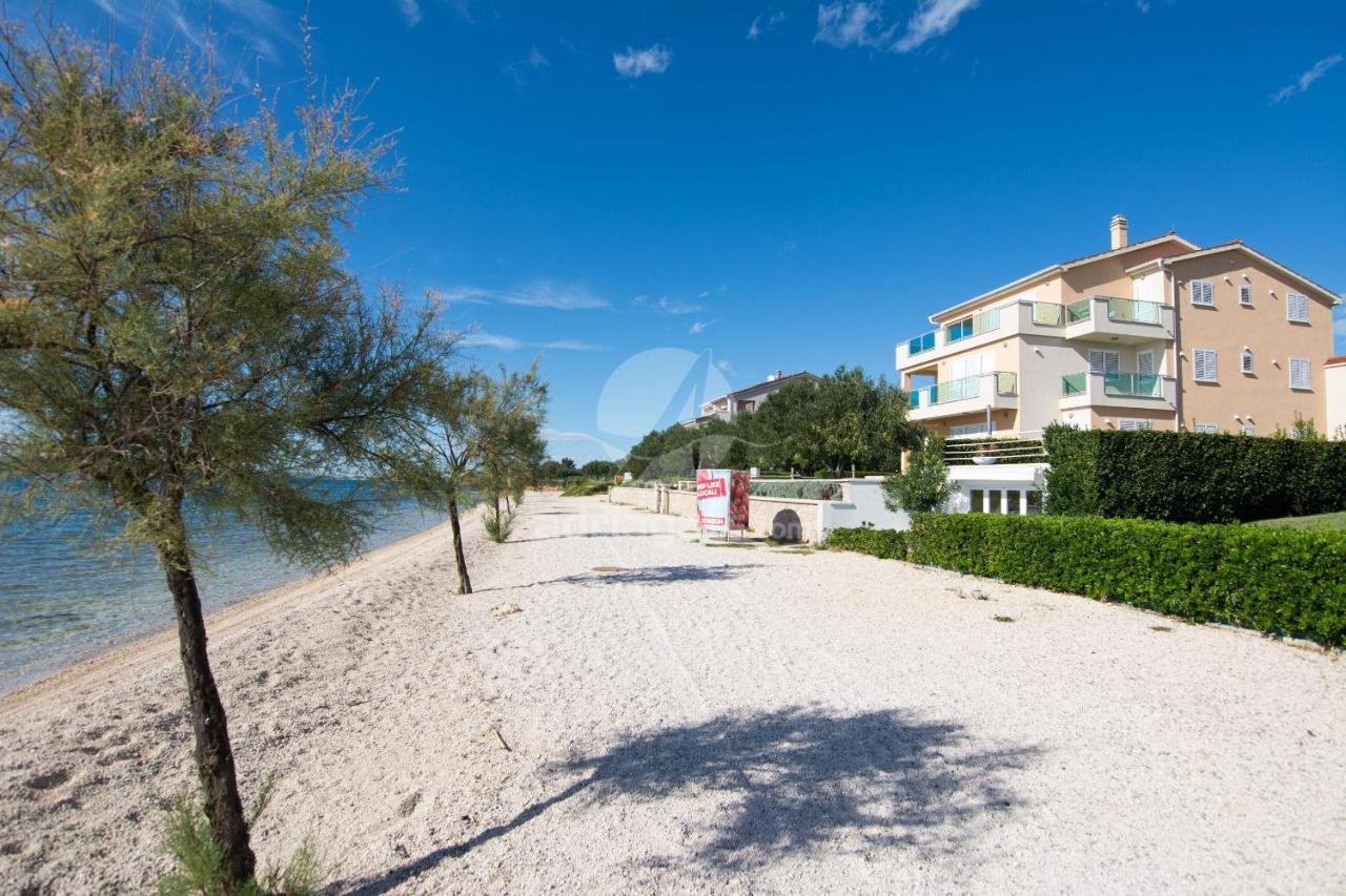 Apartments Citrine On The Beach Biograd Na Moru Extérieur photo