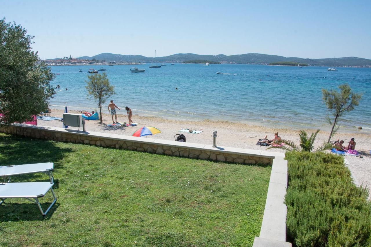 Apartments Citrine On The Beach Biograd Na Moru Extérieur photo