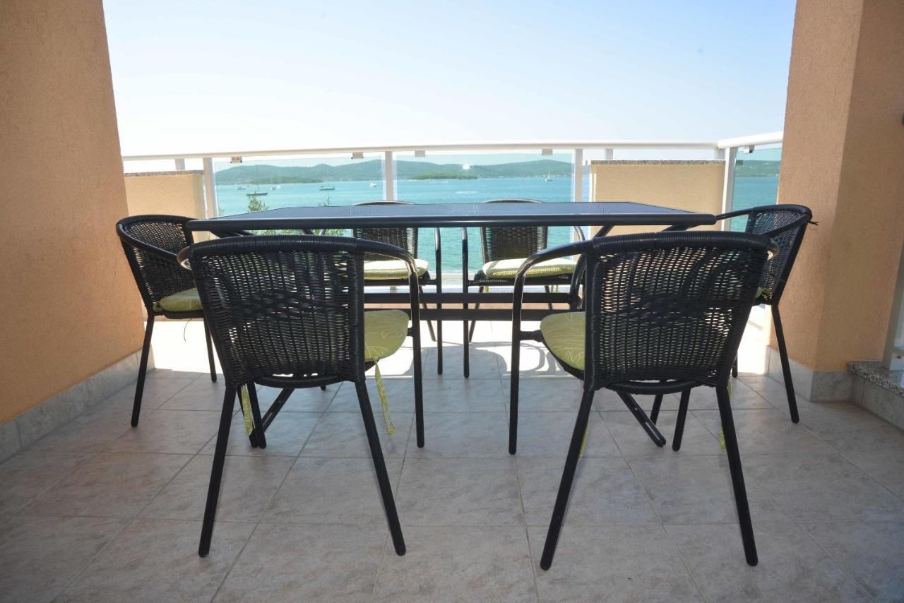 Apartments Citrine On The Beach Biograd Na Moru Extérieur photo